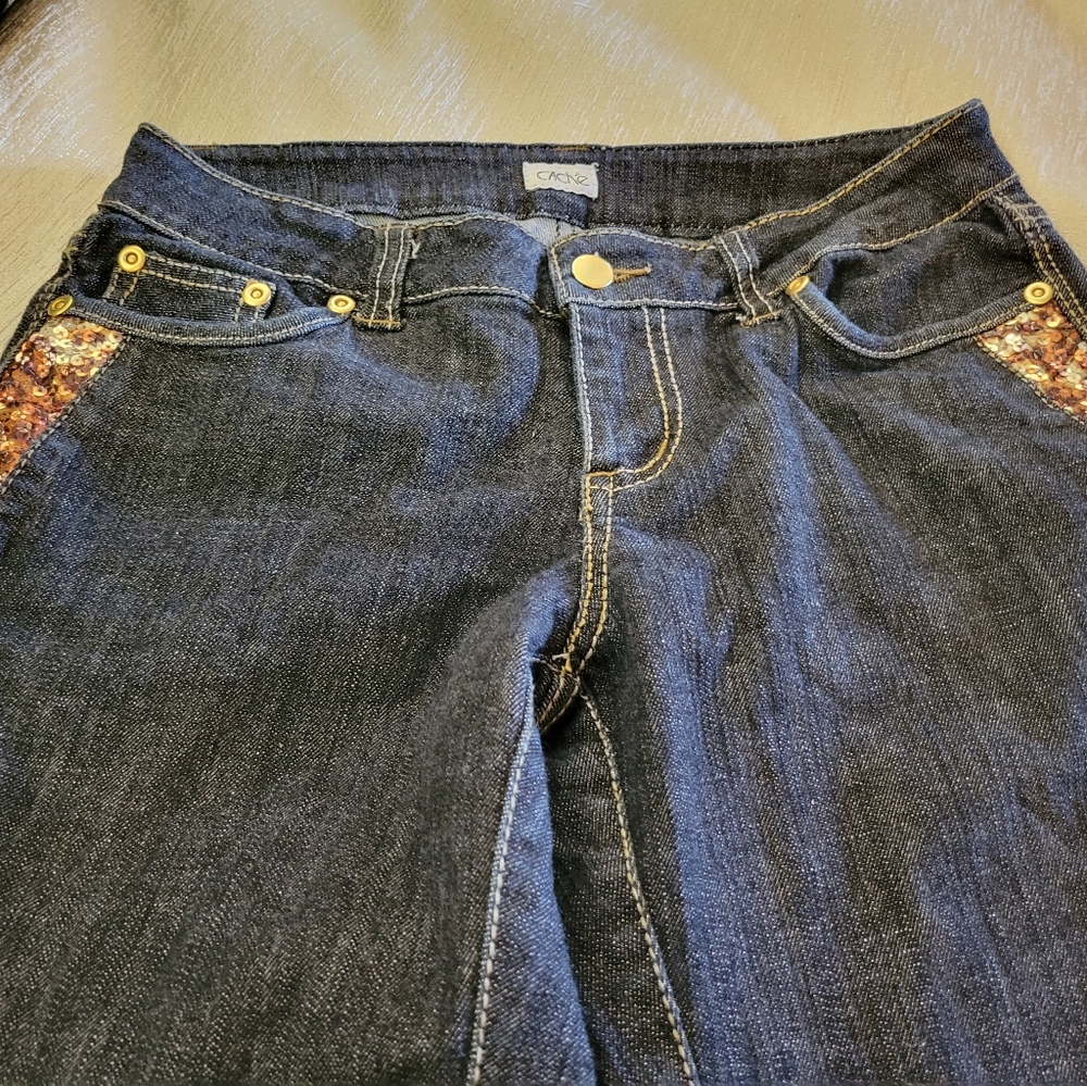 Cache Jeans - Picture 4 of 7